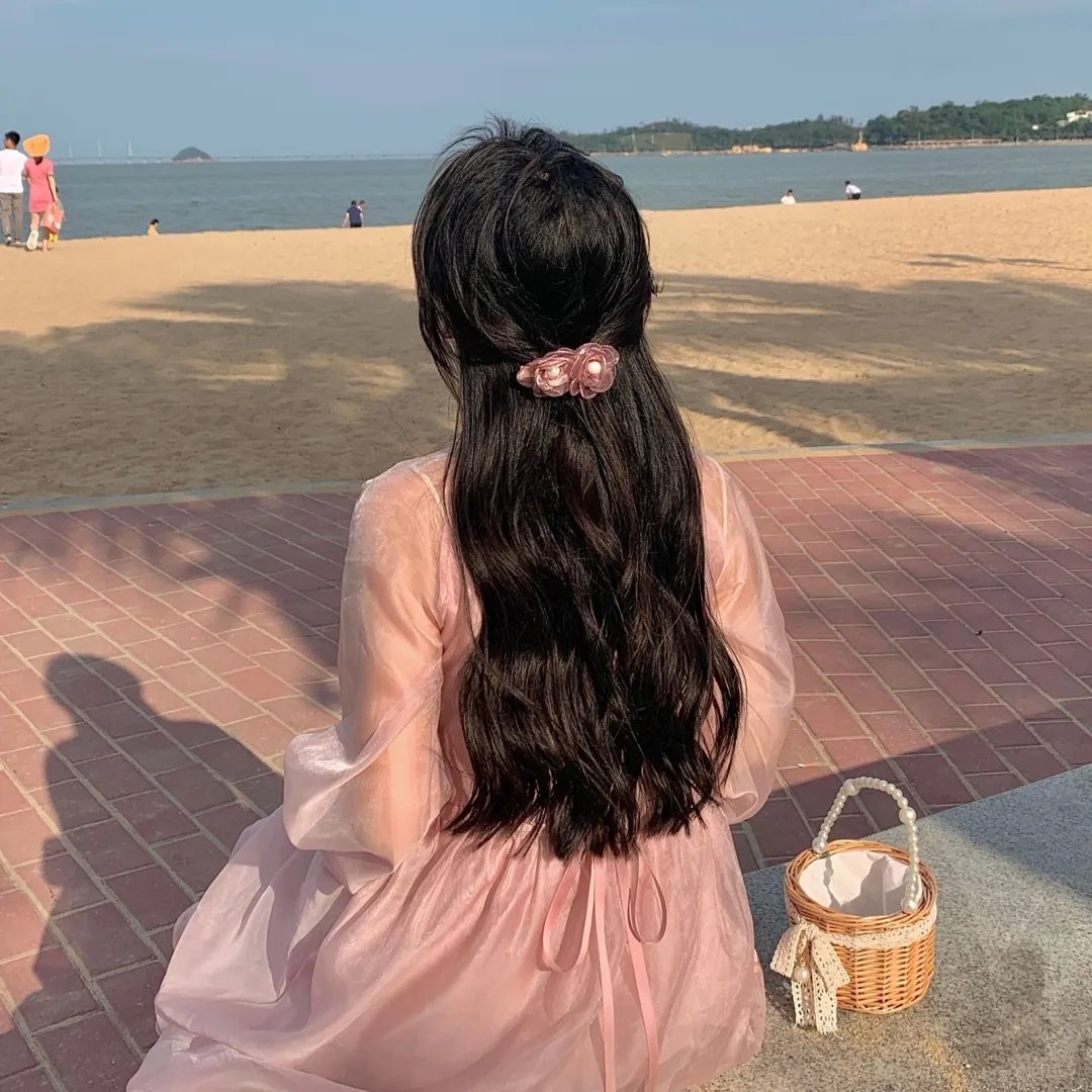 海边的女人 海报
